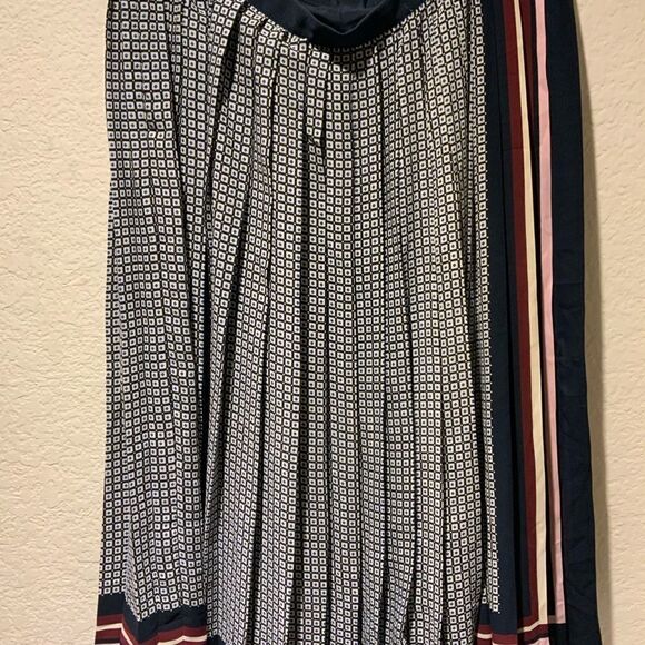 Canvas By Lands End Blue Geometric Pattern Striped Pleated Skirt Size 14 - Picture 1 of 7